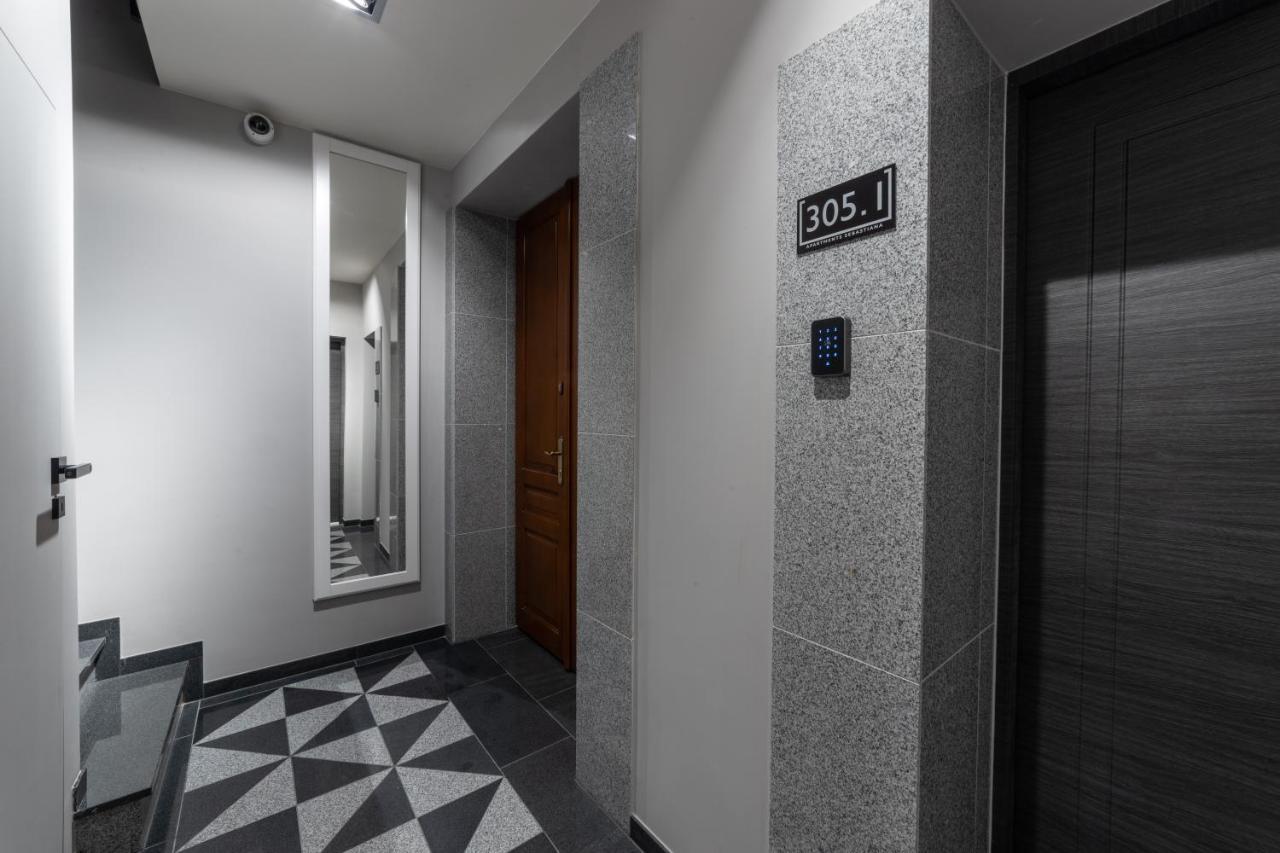 Milu Apartments Sebastiana Krakov Exteriér fotografie