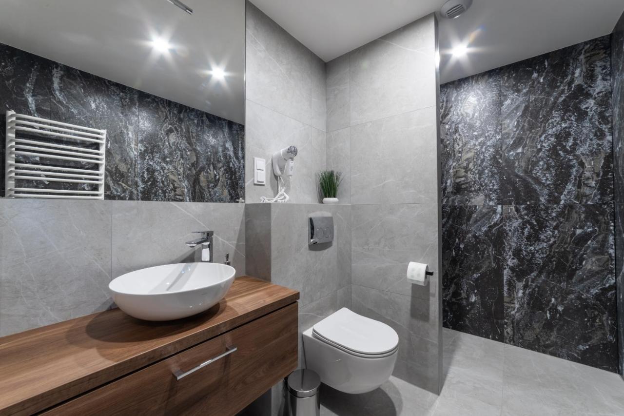 Milu Apartments Sebastiana Krakov Exteriér fotografie