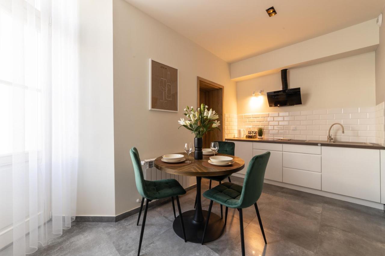 Milu Apartments Sebastiana Krakov Exteriér fotografie